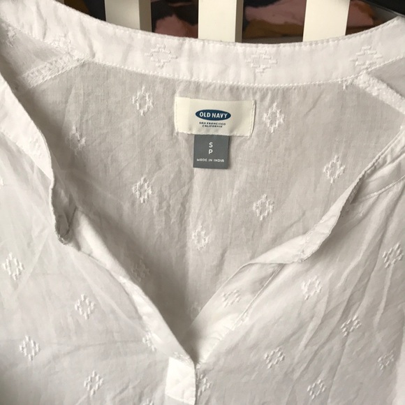 ❤️DONATING SOON❤️ Old Navy Top/Tunic - Picture 2 of 4